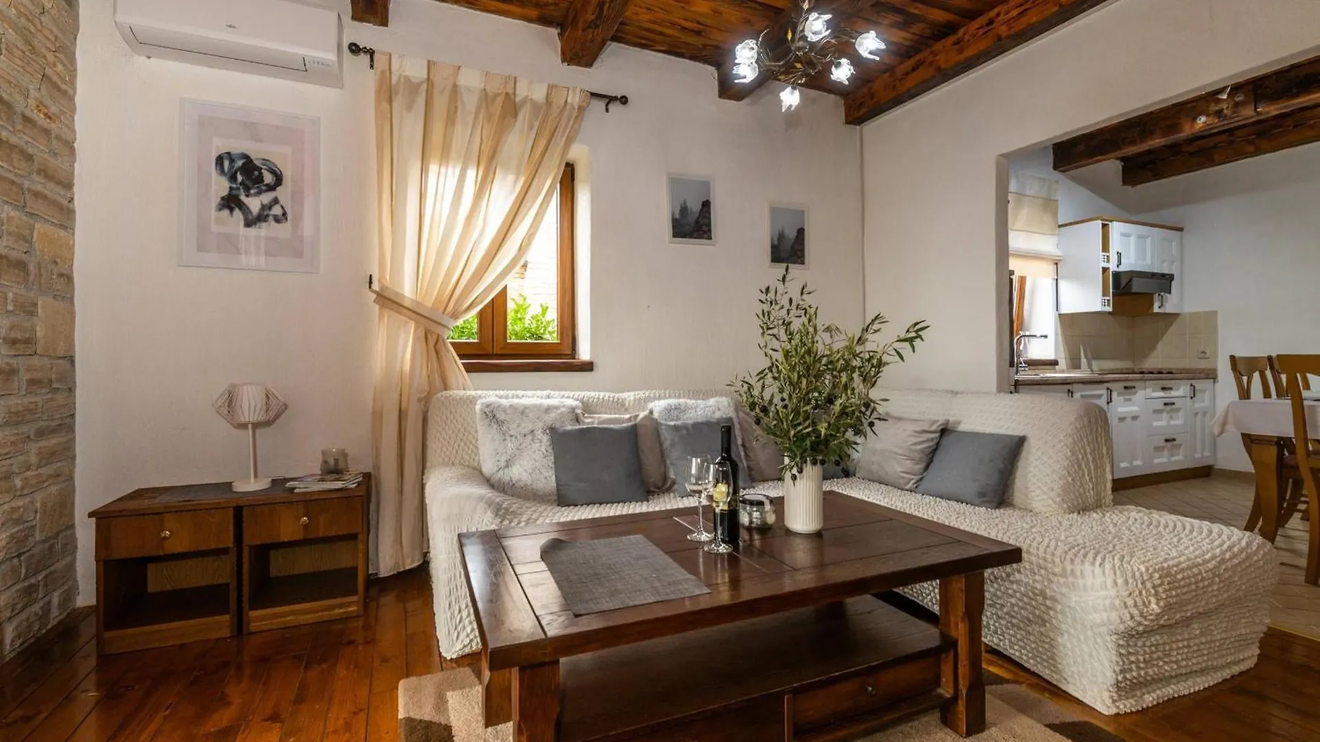 Villa Wish Mit Beheiztem Pool Svetvincenat Holiday home
